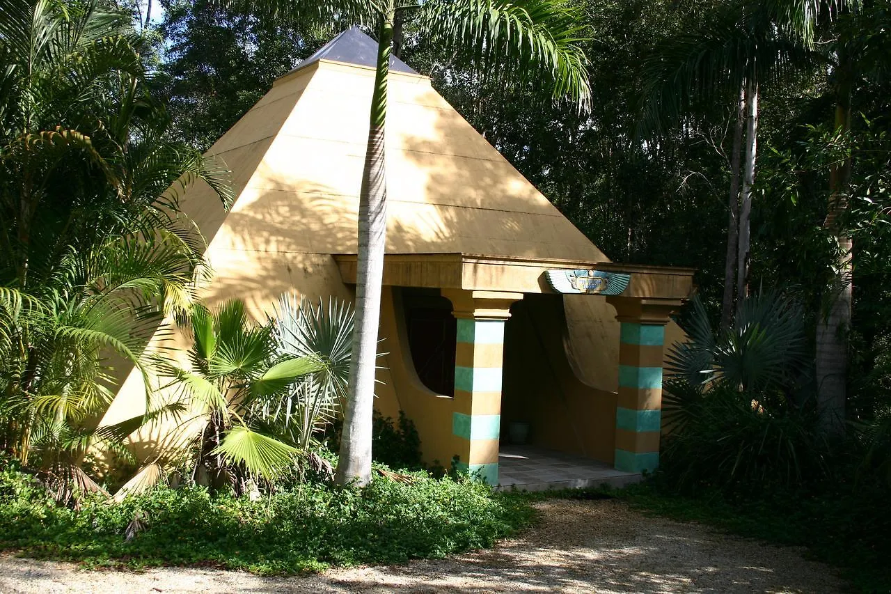 Ecostudio Fellini Gold Coast 4*,  Australia