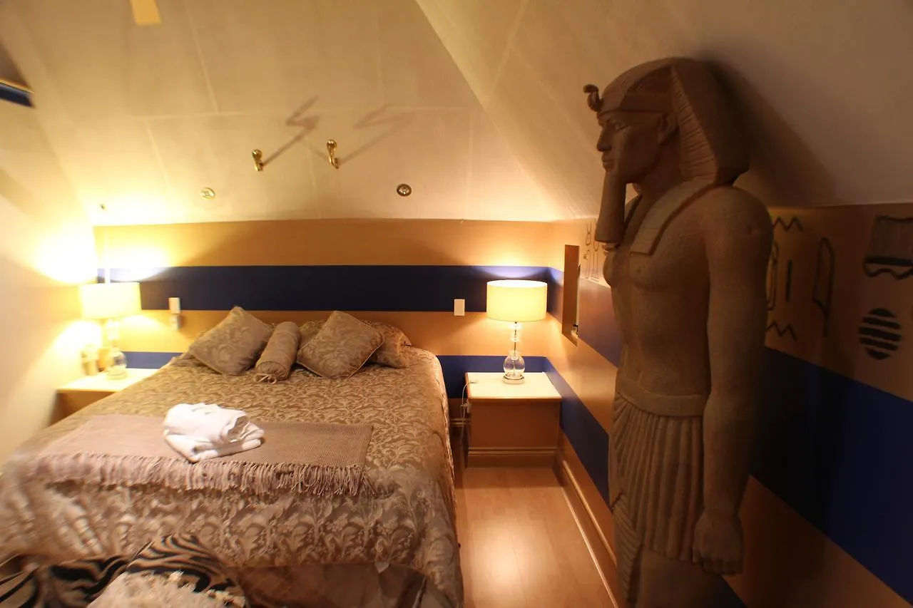 Ecostudio Fellini Gold Coast Motel